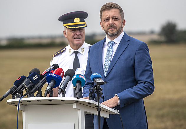 Prvních 72 hodin krize. Rakušan představil příručku, jak přežít katastrofu