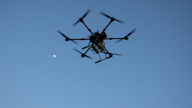 ON-LINE: Ruské drony narušily polský vzdušný prostor. Akt agrese, zní od sousedů