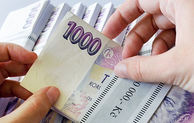 Češi jsou ve spoření konzervativní. Na účtech syslí ekvivalent poloviny českého HDP