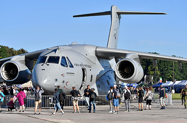 Všechny novinky z armádní výzbroje na  jednom místě. Dny NATO v Ostravě startují