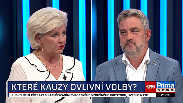Dozimetr, nebo Čapí hnízdo? Politici se pohádali o to, co je větší zločin