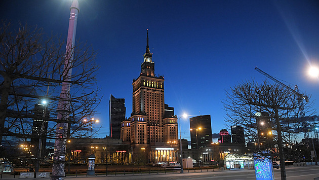 Varšavu čeká noční zákaz prodeje alkoholu ve večerkách a na benzinkách