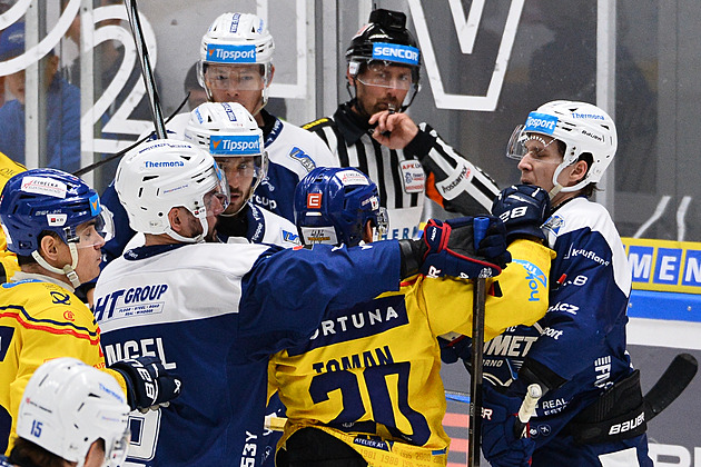 ONLINE: Sparta vede v Boleslavi, Motor hostí Kometu. Zvedne se Hradec?