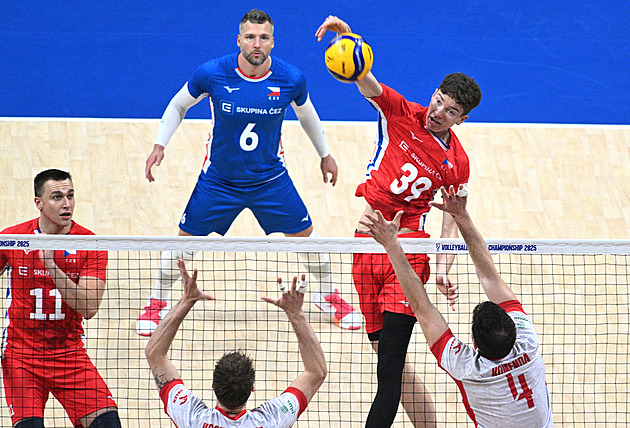 Volejbal ONLINE: Češi bojují o bronz z MS, druhý set skvěle otáčejí a srovnávají