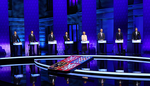 Měli jsme kladné hospodaření, vy ne, řekl Havlíček. Nepoučujte, opáčil Fiala