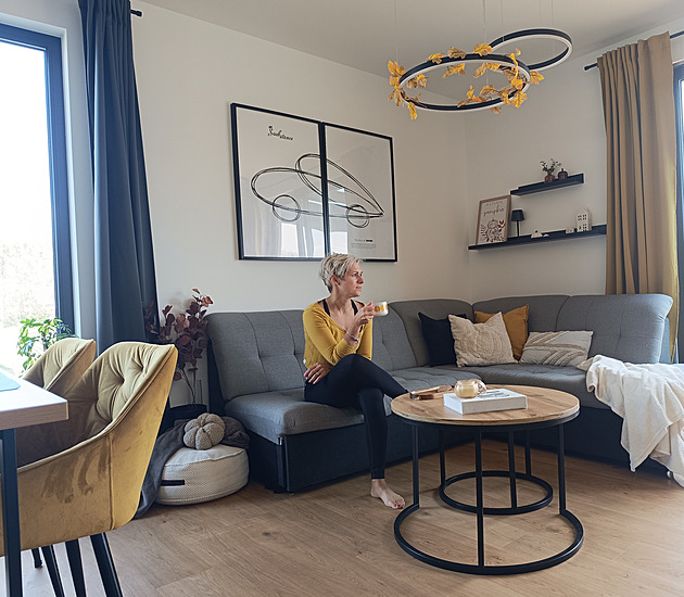 Dům z katalogu vyladili k dokonalosti. Na Instagramu ukazují obyčejný život