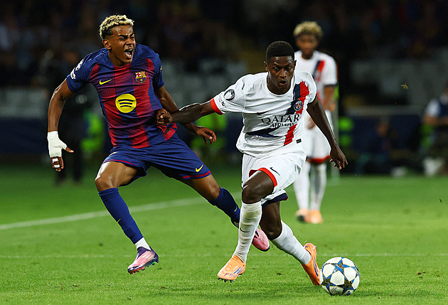 ONLINE: PSG otáčí v Barceloně, Arsenal vede. Kovář chytá proti Leverkusenu