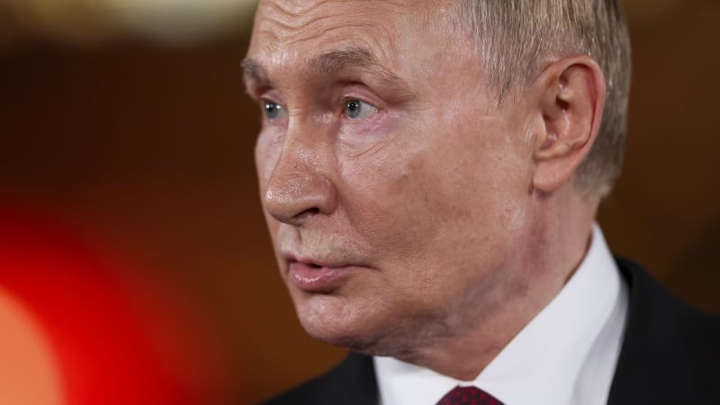 Putin vyhrožuje Západu: Evropa se hystericky militarizuje, na provokace rychle odpovíme