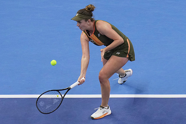 Tenis ONLINE: Nosková dostala kanára, ale srovnala. Ve třetím setu přichází o servis