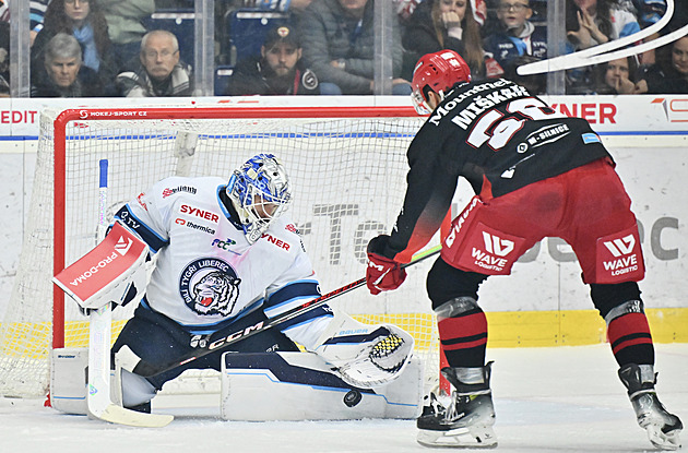 ONLINE: Liberec v Hradci srovnává. Kladno proti Spartě snižuje, lídr musí dotahovat