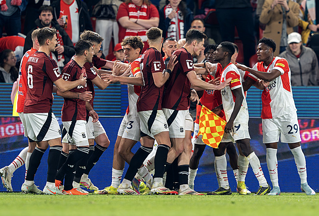 ONLINE: Sparta - Slavia 0:0, Haraslín jen na lavičce, do hostující sestavy se vrací Bořil