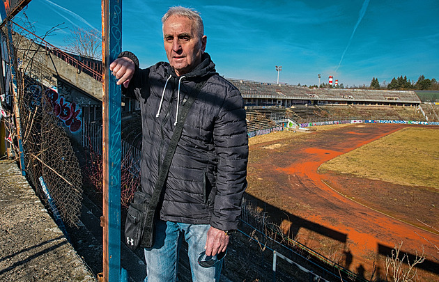 Zemřel Lubomír Hrstka, strůjce Boby centra a slavné éry brněnského fotbalu