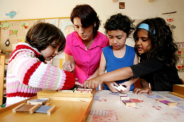 Soužití s Romy se vnímá špatně dvakrát víc než pozitivně. I mimo vyloučené lokality