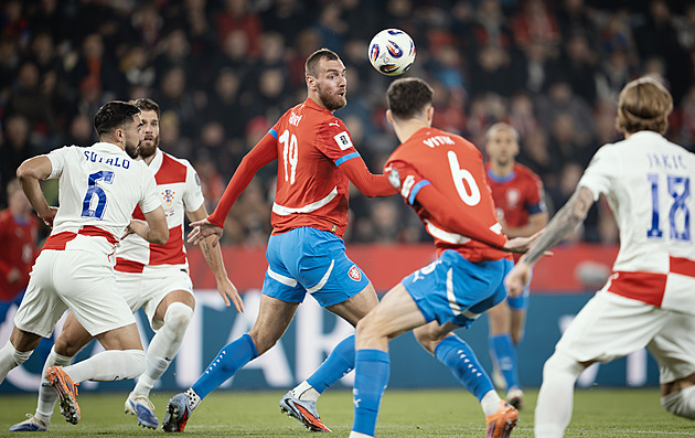 ONLINE: Česko - Chorvatsko 0:0, třetí zákrok Livakovače. Zblízka pálí Šulc