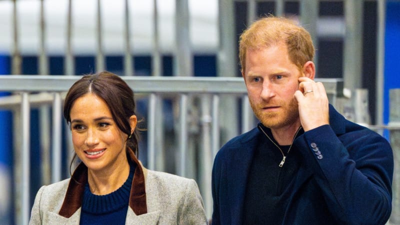 Harry s Meghan se pochlubili dcerou. Podle médií jde o velmi osobní záběry z jejich soukromí