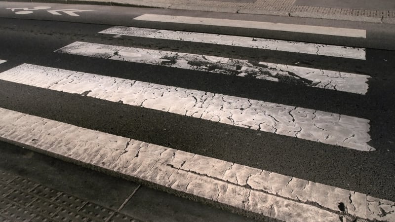 Děti budou v Bohumíně chodit do školy bezpečněji. Město upravilo dva přechody