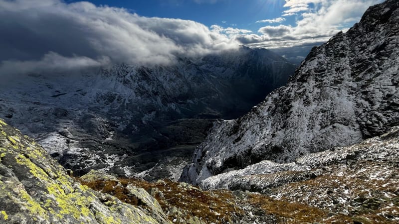 Smrtelný pád českého turisty ve Vysokých Tatrách. Podle horské služby se zřítil z hory Rysy