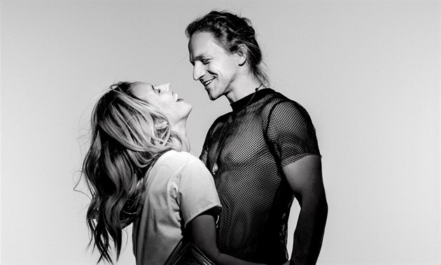 Mluvili jsme o dalším dítěti, ale nakonec zůstaneme u třech, říká Tomáš Klus