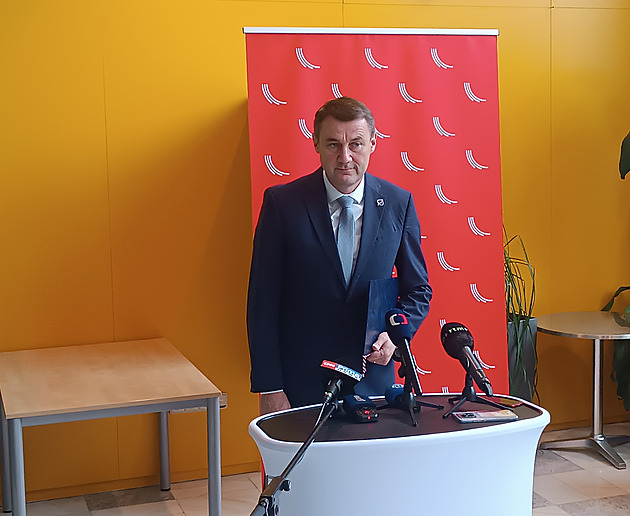 Starostové stojí za obviněným hejtmanem Půtou, v pondělí budou jednat se SPOLU