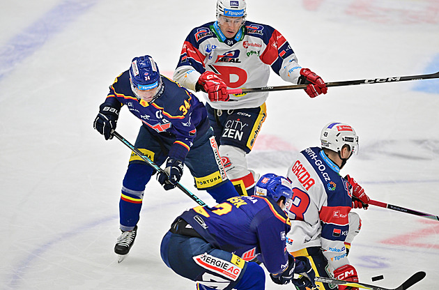 ONLINE: Souboj o posun na druhé místo, Pardubice čelí Českým Budějovicím