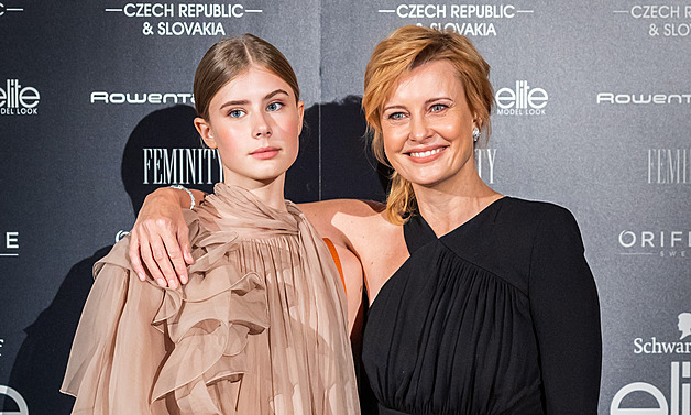 Sofie Anna Švehlíková chce hrát s otcem. Ten ale preferuje rodinný život