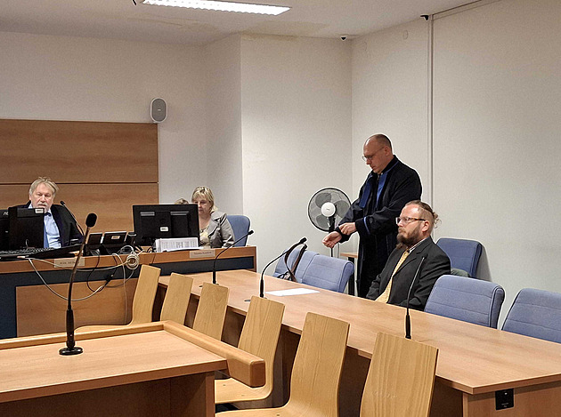 Primář psychiatrie podle soudu spoluzavinil smrt pacientky, ve funkci zůstává