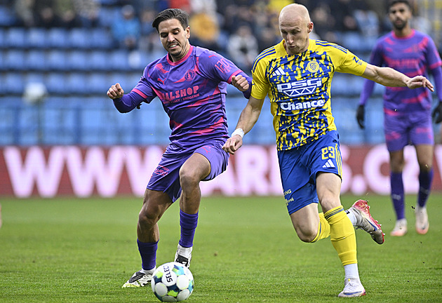 ONLINE: Zlín - Bohemians 0:1, hosté jsou aktivnější, do vedení je posílá Sakala