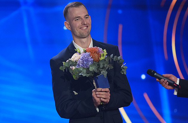 Konec Vadlejchovy nadvlády. Českým Atletem roku se poprvé stal výškař Štefela