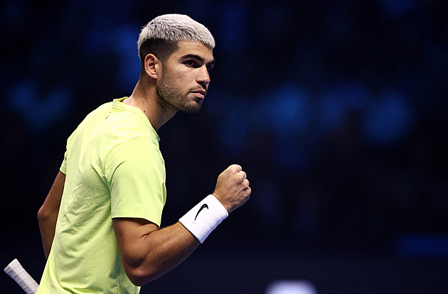 Alcaraz a De Minaur na Turnaji mistrů postupují, ze hry je loňský finalista Fritz