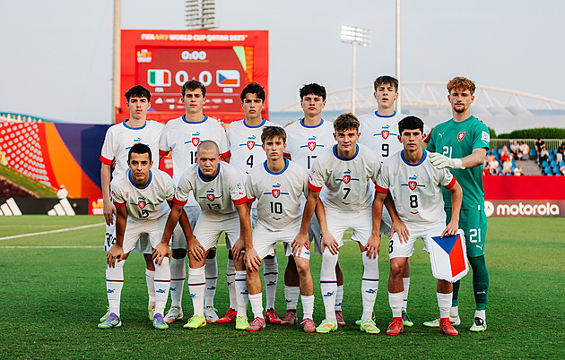 Česká sedmnáctka se loučí s MS v prvním kole play off, vyřadili ji Italové