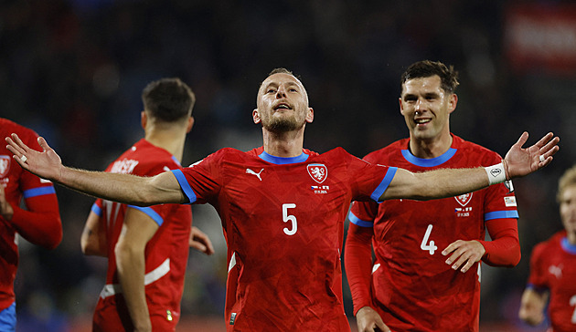 Češi začnou baráž o MS doma. Jistotu jim zařídila prohra Slováků v Německu