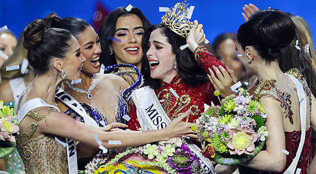 Miss Universe se stala Mexičanka, kterou před finále nechali po konfliktu vyvést