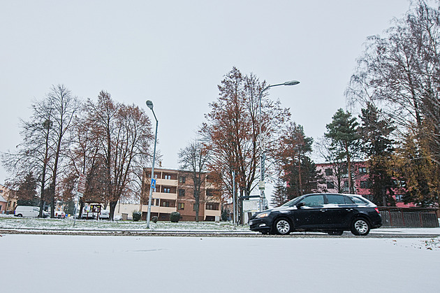 Česko sevřel mráz. Na Šumavě bylo minus 25, v Beskydech nasněžilo