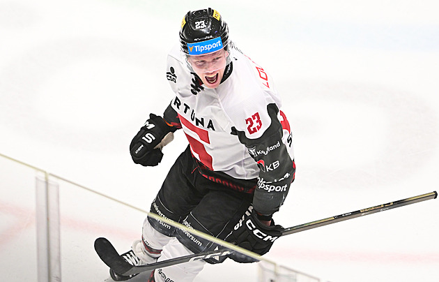 ONLINE: Sparta vede v Pardubicích, Brno prohrává. Uválčí Litvínov další výhru?