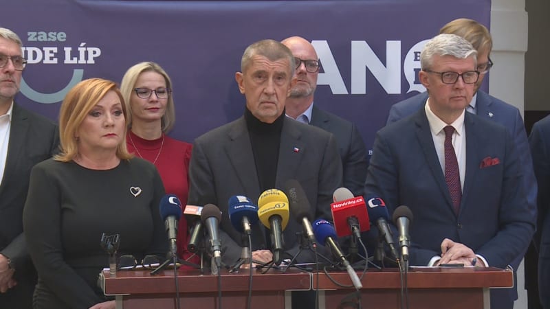 Babiš: Zveřejnit jména ministrů? Záleží na prezidentovi. Fialův rozpočet nelze podle něj opravit
