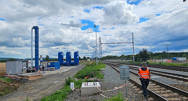 Po devíti měsících konec omezení. Trať u Hustopečí je opravena, stála 110 milionů
