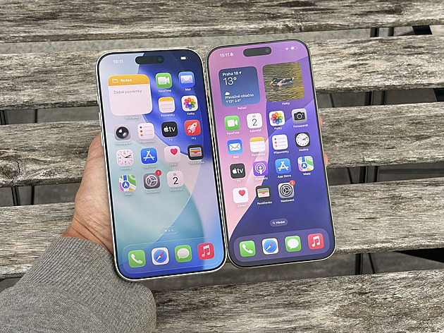Špičkový iPhone proti předchůdci. Tak velké rozdíly jsme nečekali