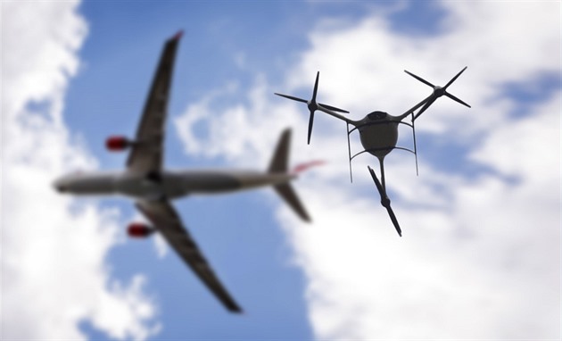 Poblíž místa v Irsku, kudy letělo letadlo Zelenského, se vznášely podezřelé drony