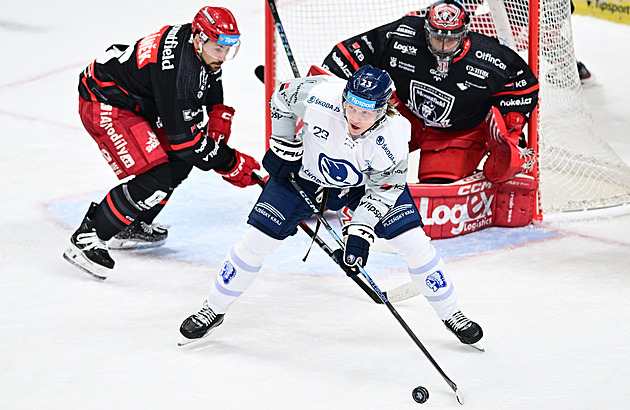 ONLINE: Plzeň otočila stav v Hradci, Brno prohrává. Pardubice vedou v Budějovicích