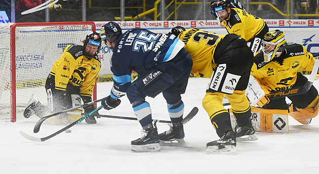 ONLINE: Liberec srovnal stav s Litvínovem, Brno prohrává v Ostravě. Dynamo otočilo