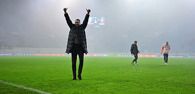 Sparťanům odsunuli let kvůli mlze. Žádný problém, v neděli jsme ready, hlásil Priske