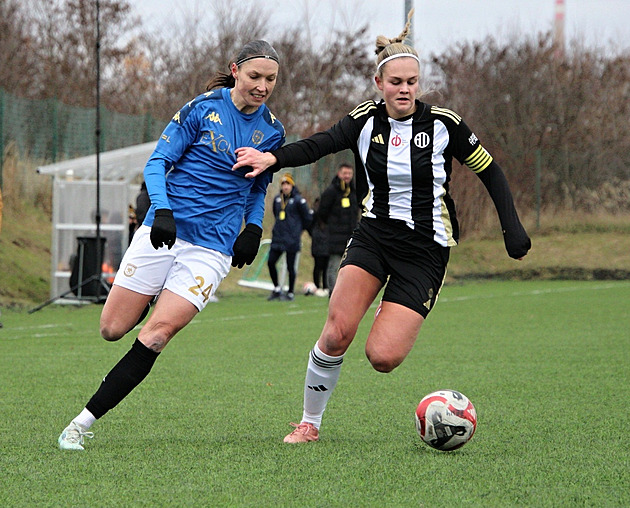 Doplácely jsme na vlastní chyby, mrzí kapitánku budějovických fotbalistek