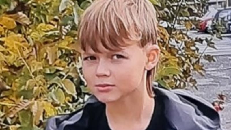 Pátrání po Markovi komplikuje záhada s autobusem. Je skaut a rád se toulá, říkají svědci