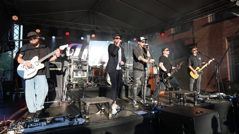 Rozdělí se oblíbení UDG na dvě kapely? Tři členové náhle končí, zpěvák mluví o krádeži jména