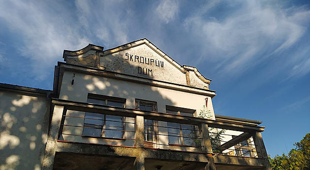 Památka na autora hymny půjde k zemi, k opravě Škroupova domu se nikdo nehlásil