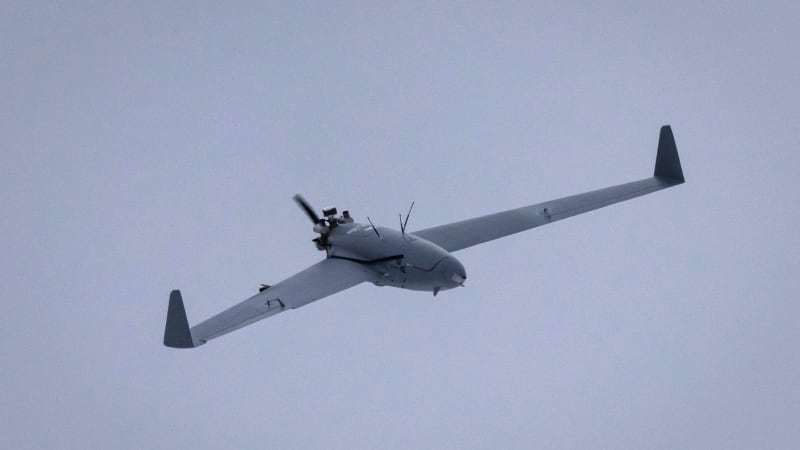Poplach v Litvě kvůli dronům: Lidé musejí do úkrytu, v akci jsou stíhačky NATO