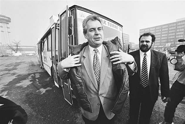 Volby 1996: Jak si Zeman s Klausem plácli a zrodila se Havlova „blbá nálada“