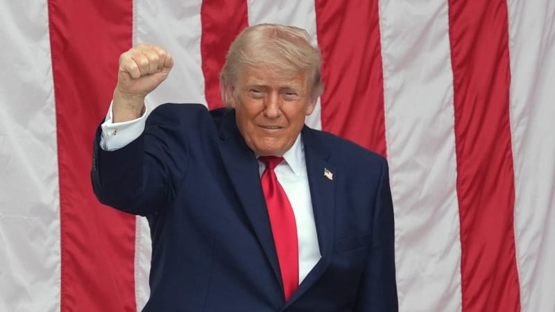 Ruším bombardování Íránu, oznámil Trump. Slíbil brzký podpis dohody, Teherán o tom nic neví