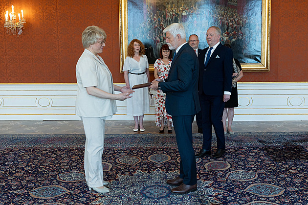 Kdo je Anna Ponomarjovová? Rusko do Prahy vysílá diplomatku s vazbou na Česko