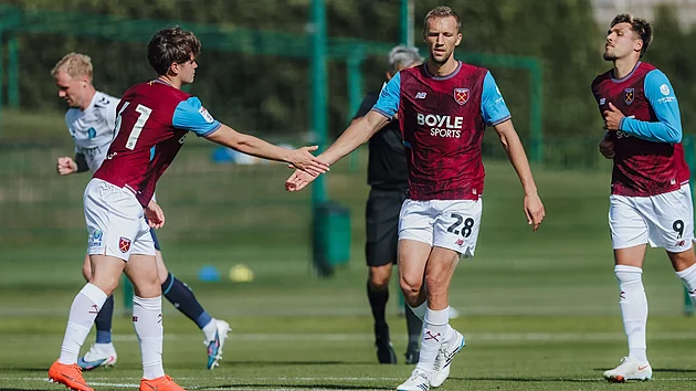 Souček je zpět. Zahrál si po třech měsících, za West Ham v přípravě i skóroval
